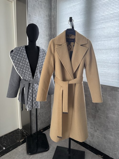 Louis Vuitton Double-sided Wrap Coat of Silk and Wool Blend, Elegant Design