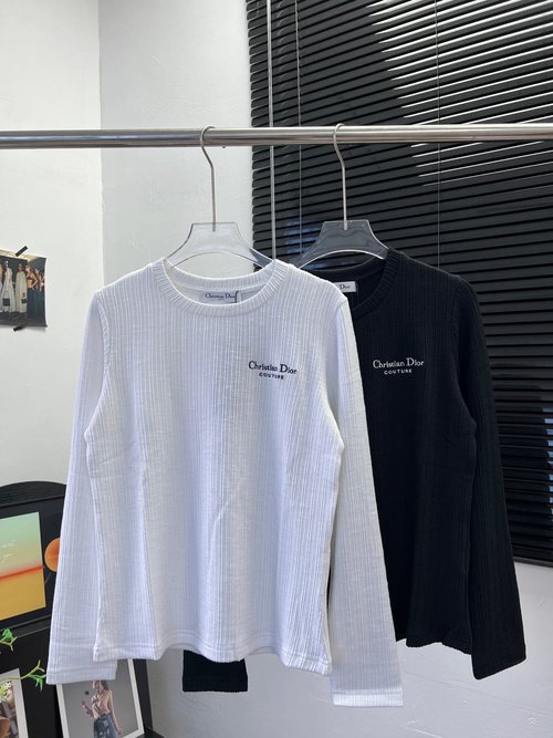 Dior Casual Straight-Leg Long-Sleeve Top with Two-Color Letter Embroidered Design