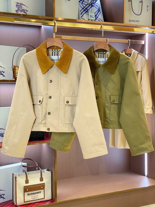 Burberry Original: Vintage Style Corduroy Collared Short Jacket in Two Colors
Optimized: Authentic Vintage Corduroy Jacket with Collared Design, Two C