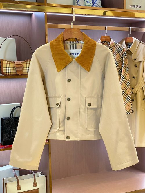 Burberry Original: Vintage Style Corduroy Collared Short Jacket in Two Colors
Optimized: Vintage-Inspired Corduroy Collared Jacket in Dual Tones