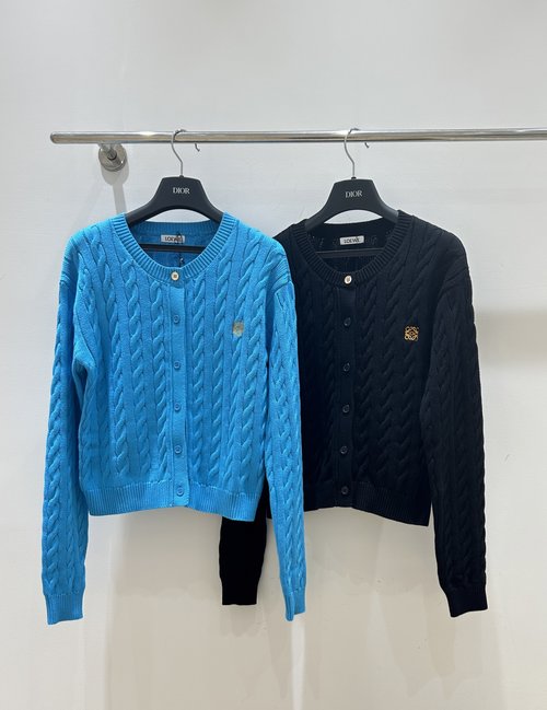 Loewe Cozy Knit Cardigan with Twisted Rope Design for Warmth
