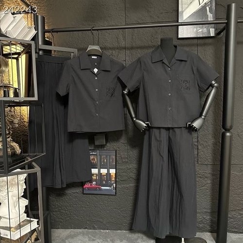 Loewe Elegant Cropped Shirt with Embroidered Pocket and Wide-Leg Trousers Set