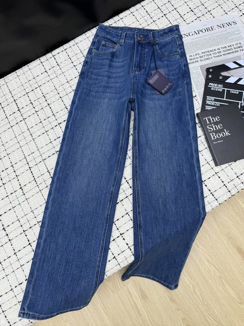 Prada Back Pocket Gold Embroidery Straight-Leg Jeans for Refined Taste