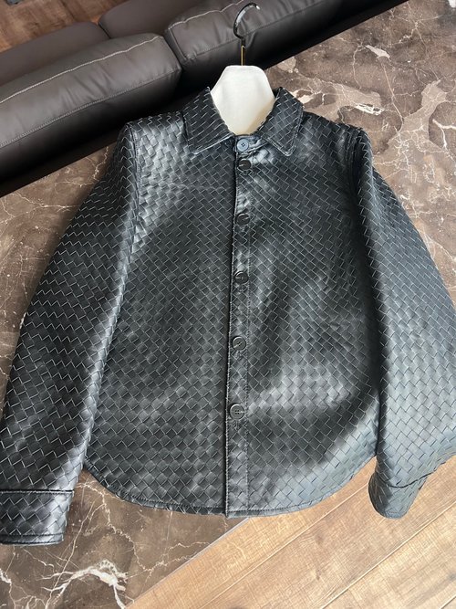 Bottega Veneta Classic Vintage Jacket with Heavy-Weight Weaving