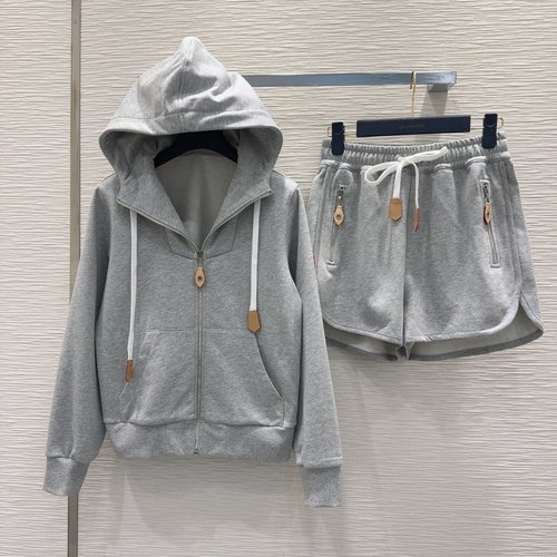 Louis Vuitton Comfortable and Stylish Two-Tone Sweatshirt Set for Relaxed Moments
