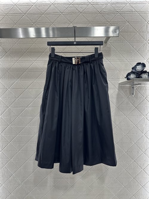 Prada High-waisted Belted Skirt with Elegant Design