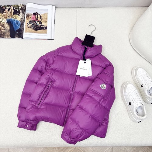 Moncler Short Collared Down Jacket with Three-Dimensional Cutting