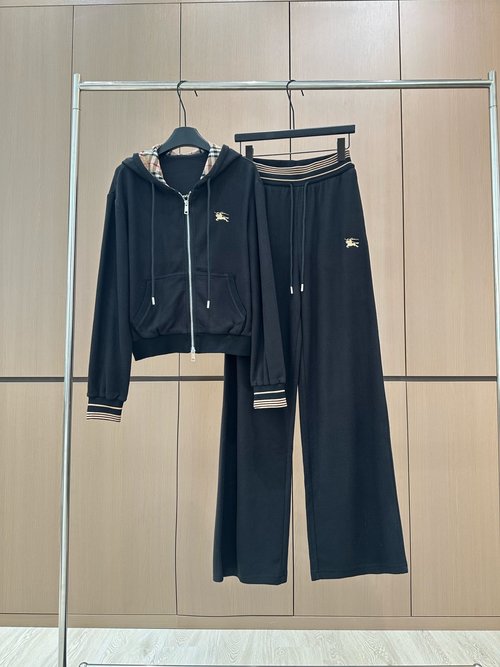 Burberry Designer Original Double-Zippered Suit with Lazy French Aesthetic