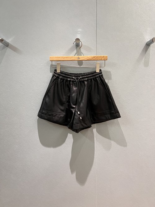 Loewe Elastic Waist A-Line Soft Versatile Faux Leather Shorts