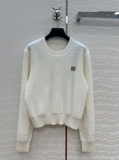 Loewe Exclusive Original Single Quality Sweater with Custom Embroidery and Comfortable Texture