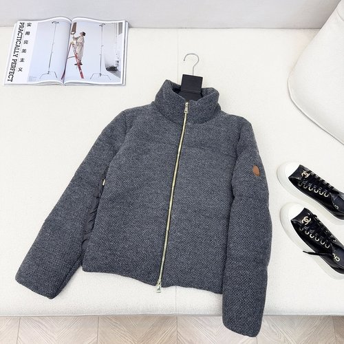 Moncler MC New Color Short Down Jacket with 90% Down Filling