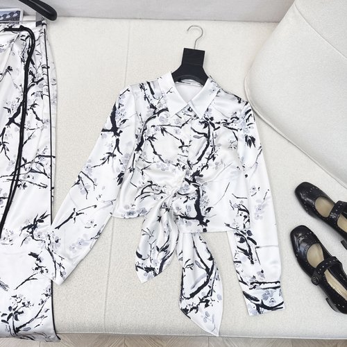 Dior Floral Print Short Shirt with Straps and Straight-leg Pants