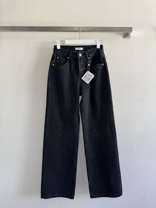 Loro Piana Retro Denim Jeans with Embroidered Logo and High - Quality Buttons