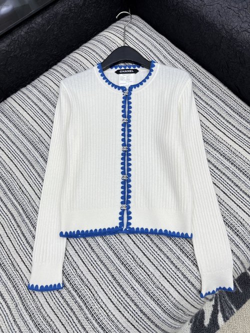 Chanel Vintage - inspired Heavy Contrast Border Round Neck Coat