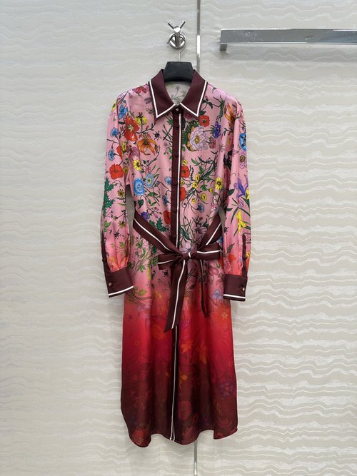Gucci Exclusive Floral - Printed 100% Silk H - Line Dress