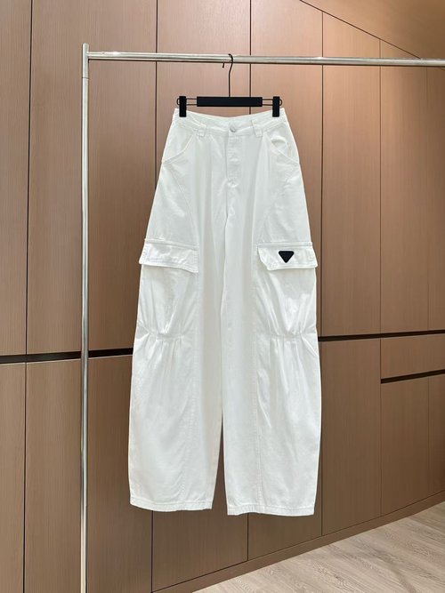Prada Work - Style Casual Pants with Customized Pleats