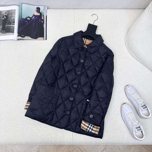 Burberry Essential Collection Diamond Quilted Button Collar Down Jacket