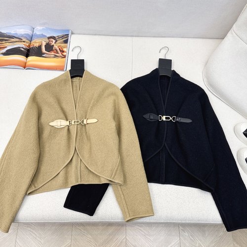 Louis Vuitton Popular Leather-Buckled Cape Coat in Classic British Style