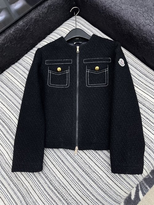 Moncler Round Neck Tweed Patchwork Down Jacket with Delicate Style