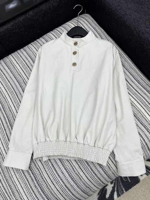 Chanel Exquisite Handmade Long-Sleeve Half-Open Top with Vintage Buttons