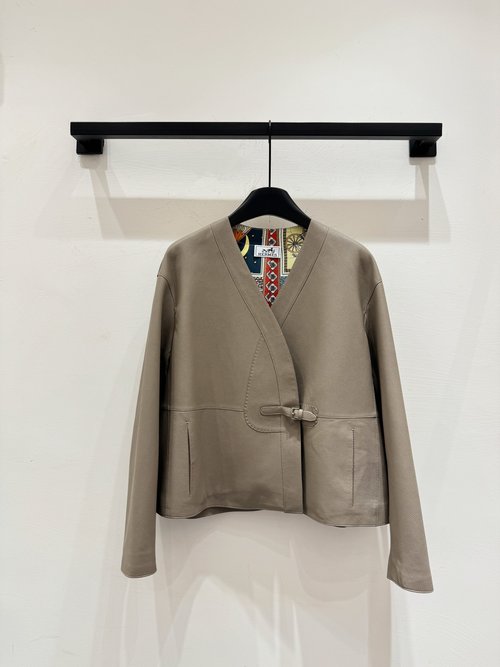 Hermes Classic V-Neck Leather Blazer with Hermès Linings, Made of Spanish Goatskin