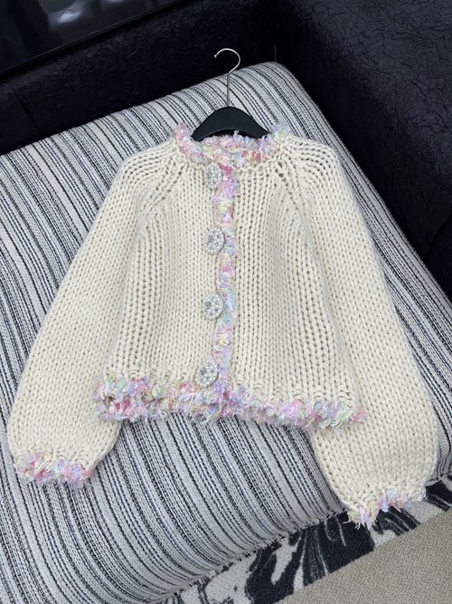 Chanel Exclusive Customized Vintage Series Heavy-Duty Diamond-Buttoned Round Neck Coat