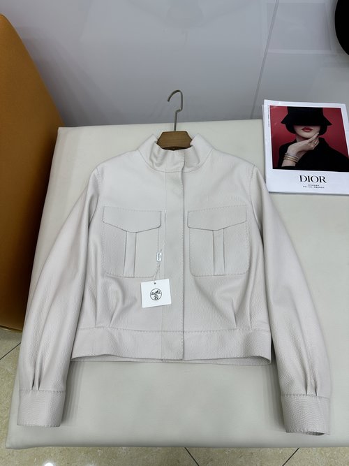 Hermes Exquisite Leather Garment with Pure Handmade Sewing and Oil Edge Technique