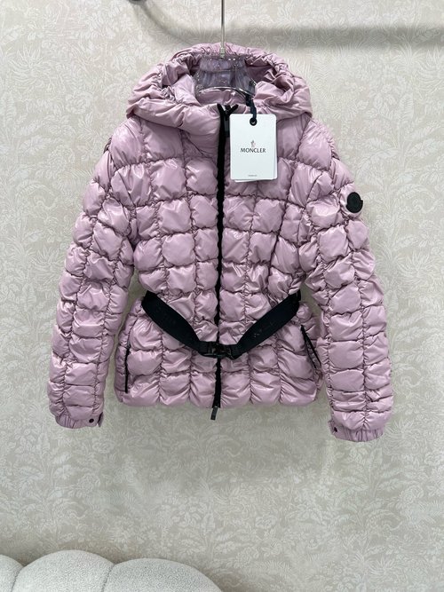 Moncler Stylish Down Jacket with Detachable Belt and Multiple Wearing Styles