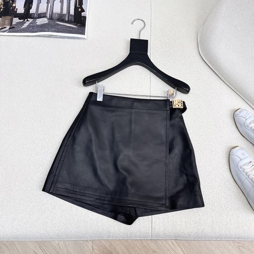 Dior Leather Pant-Skirt with Cross-Design, Versatile & Anti-Slip