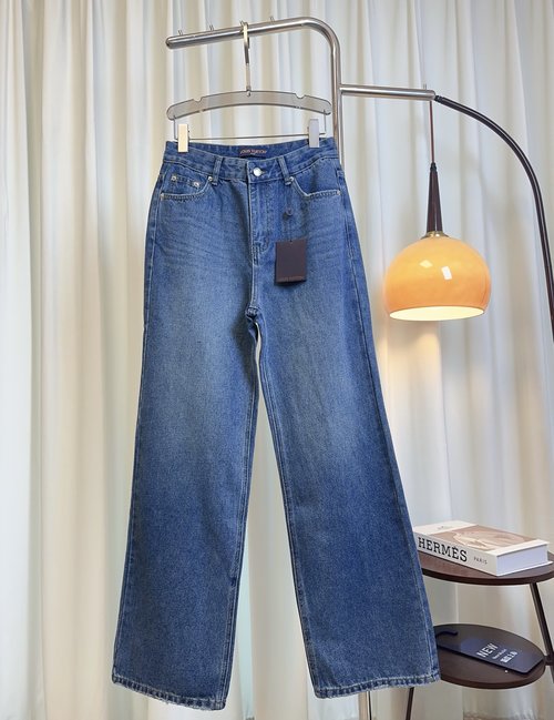 Loewe Customized Cotton Jeans with Back Pocket Print Logo
