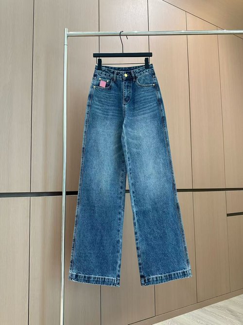 Chanel Designer Original Woven Double C Jeans for a Distinctive Look