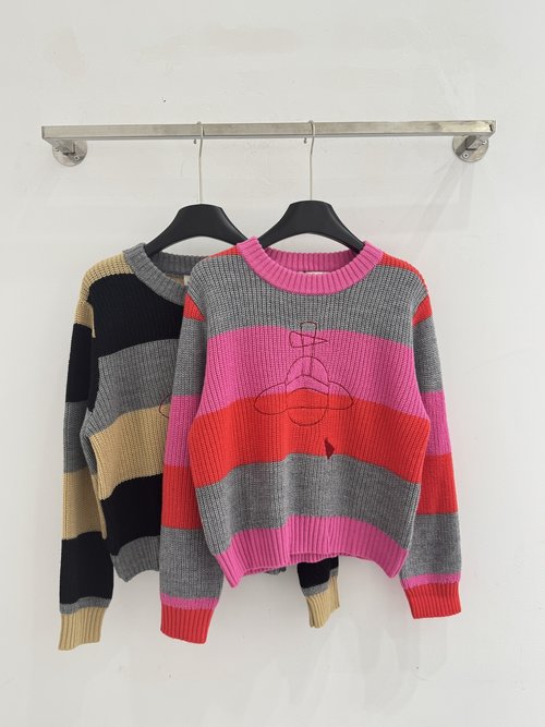 Vivienne Westhood Textured Knitted Garment Reflecting Brand Spirit