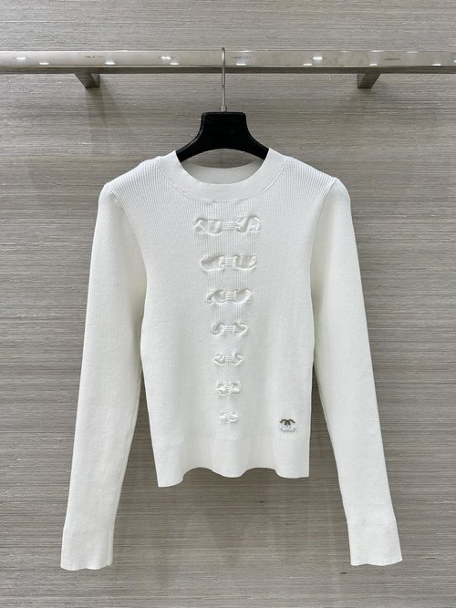 Chanel Exclusive Coco-Style Bow-Decorated Long-Sleeve Sweater