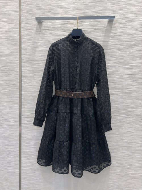 Louis Vuitton Elegant Dress Featuring Understated Luxury and Three-Dimensional Tailoring