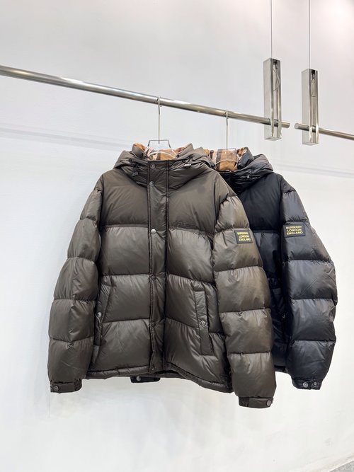 Burberry Matte Nylon Hooded Down Jacket: Patch & Classic Lining