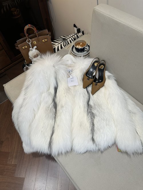 Dior Premium Finnish Fox Fur Apparel
