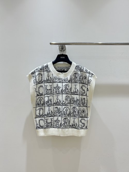 Dior Elegant Embroidered Vest for Layering