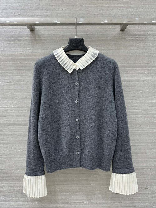 Valentino Exclusive Silk-Spliced Collar and Cuff Cashmere Cardigan with Charming Look