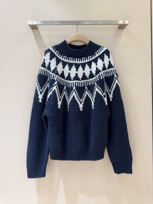 Dior Love-themed Knitted Top with Black and White Jacquard