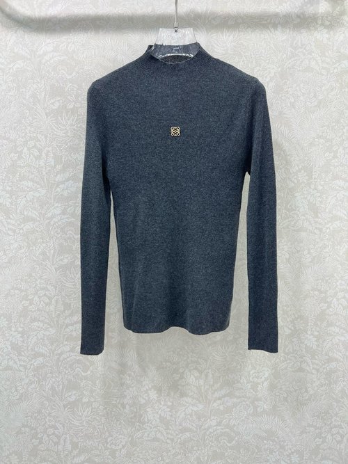 Loewe Wool Base Layer Top with Logo Metal Decoration and Soft Fabric