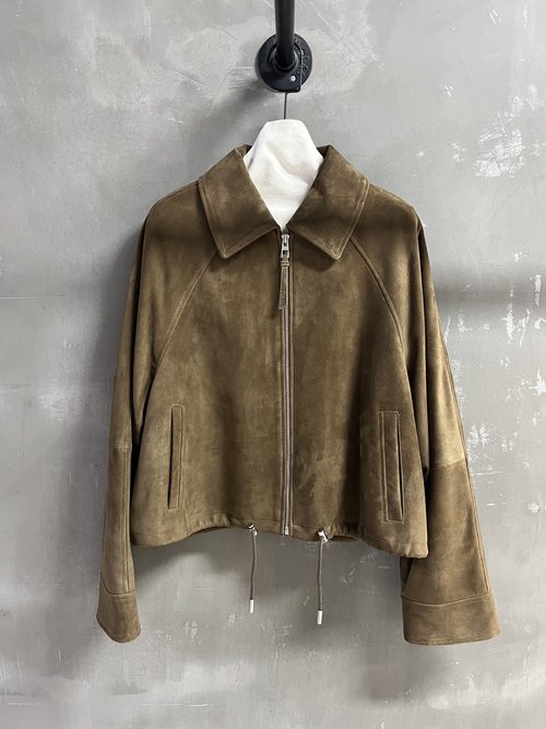 Loewe Fashionable Leather Jacket Crafted from Imported Mixed Cashmere Surface