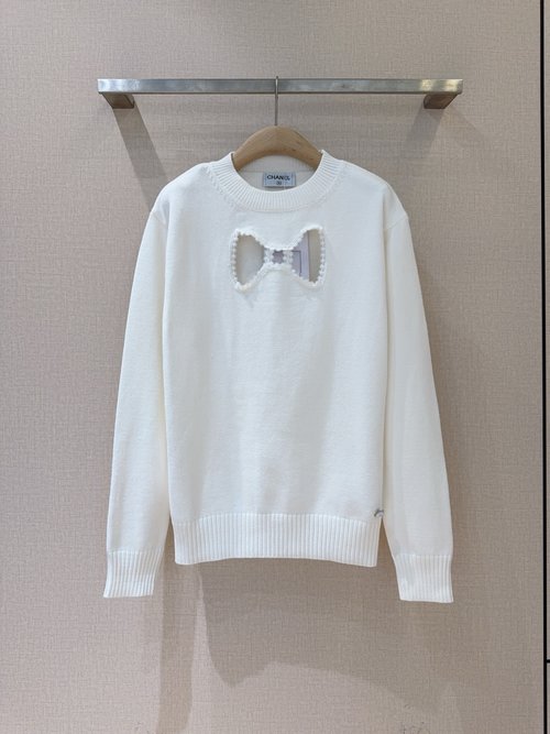 Chanel Knit Top with Bow Hollow and Delicate Stitching