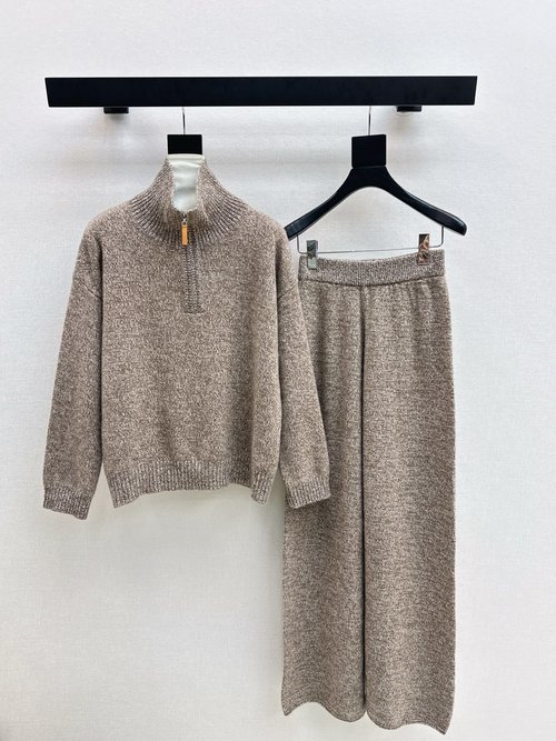 Hermes Lazy Style Wool Suit, Practical and Elegant