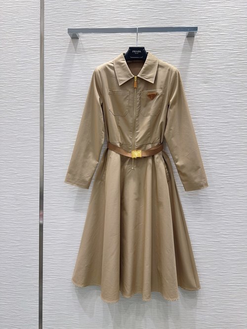 Prada Stylish and Elegant Classic Dress with High-End Fabric and Good Hue