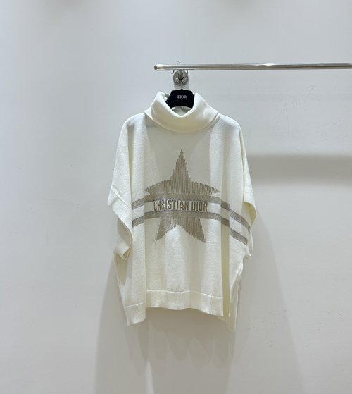 Dior Original title has no Chinese, optimized title: Star-Patterned Cloak Sweater, Striking and Fashion-Forward