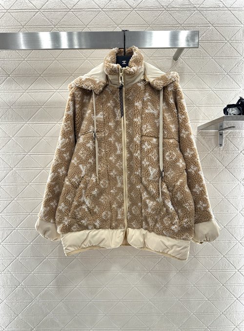 Louis Vuitton Detachable Hooded Teddy Shearling Coat with Quilted Details, Luxurious Feel
