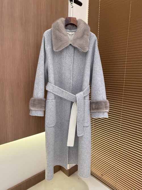 Dior Thick Cashmere Coat with Silver Blue Mink