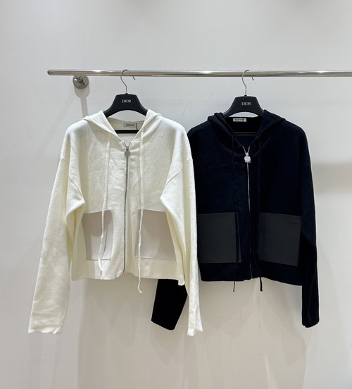 Loewe Zippered Hooded Wool Top in Short Style, Warm and Stylish