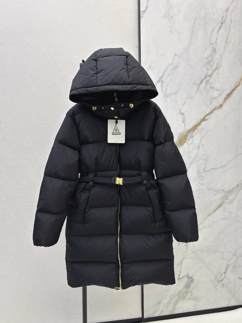 Moncler Down Jacket with Lamb Fur Collar, 90% White Goose Down Filling