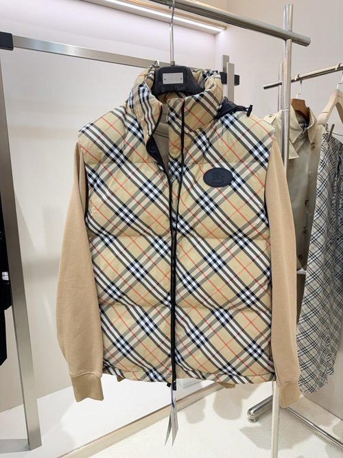 Burberry Silicone Badge Checked Down Vest with Equestrian Logo and Durable Features